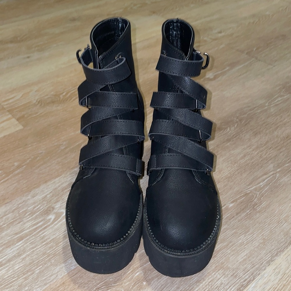 Soul Reaper Black Platform Boots